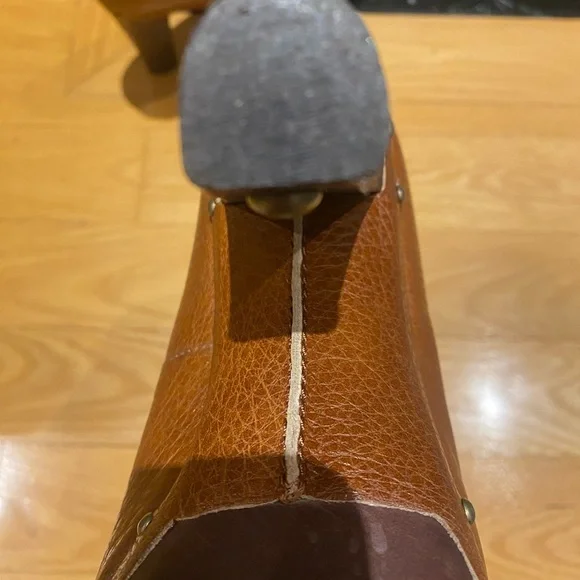 UGG Australia Cosima Brown Leather Ankle Boots Size 7 Studded High Heel Platform - Picture 7 of 15